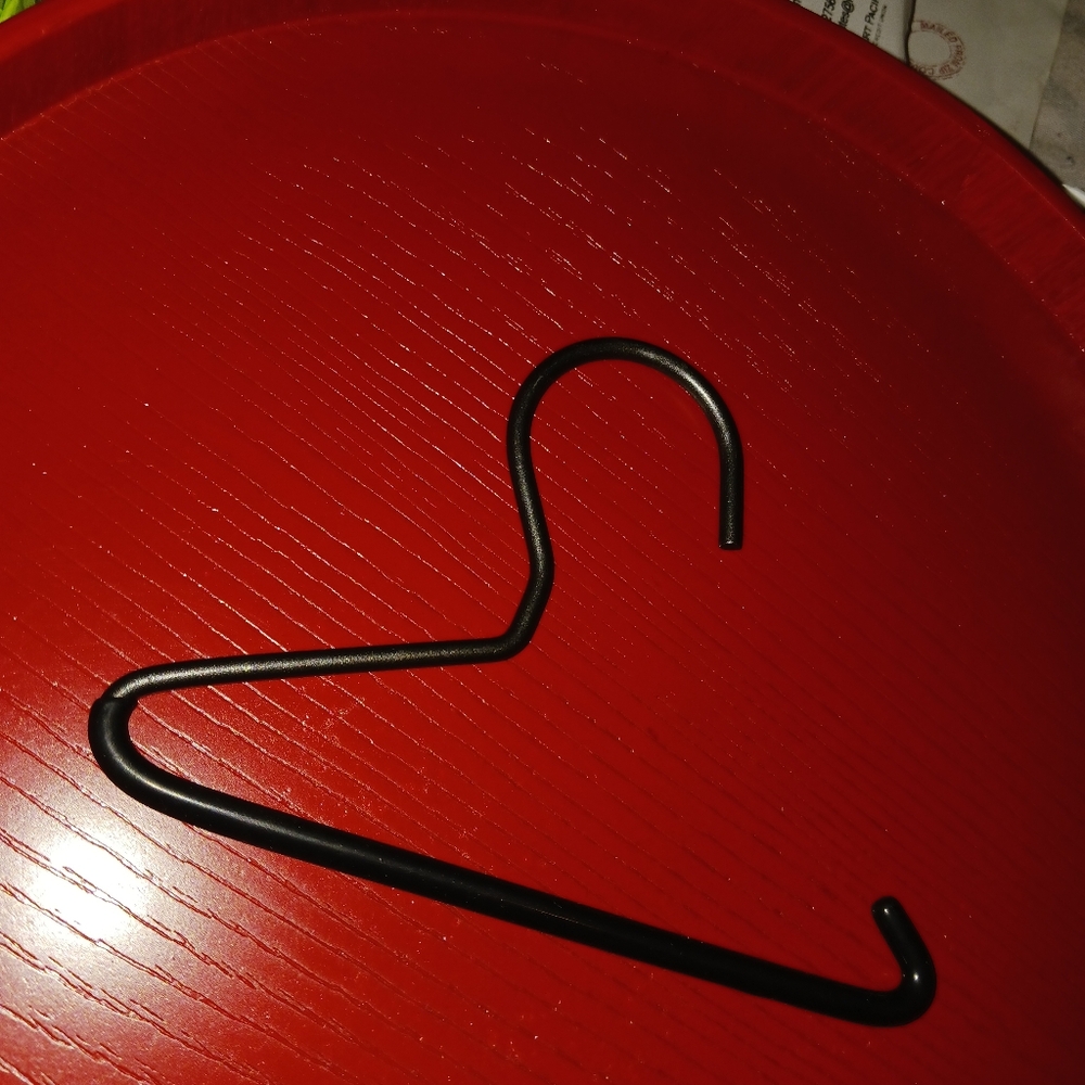 Mini Hanger - Picture 2 of 8